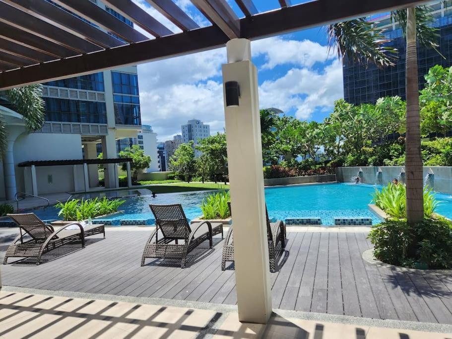 Luxestaysmnl Coastal Chic Netflx 380Mbps Pool Bgc Manila Zewnętrze zdjęcie