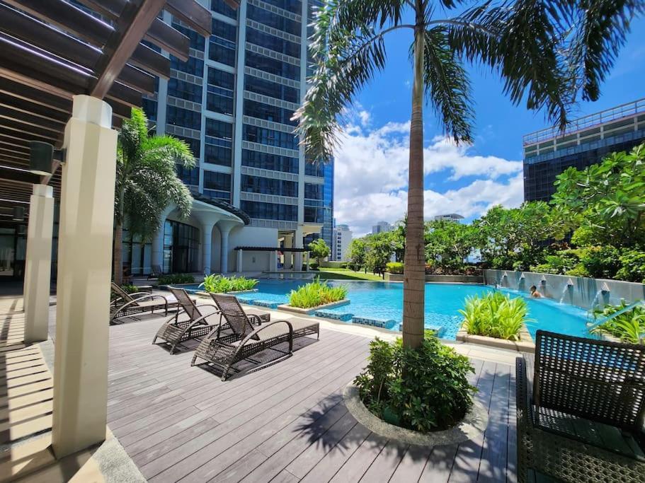 Luxestaysmnl Coastal Chic Netflx 380Mbps Pool Bgc Manila Zewnętrze zdjęcie