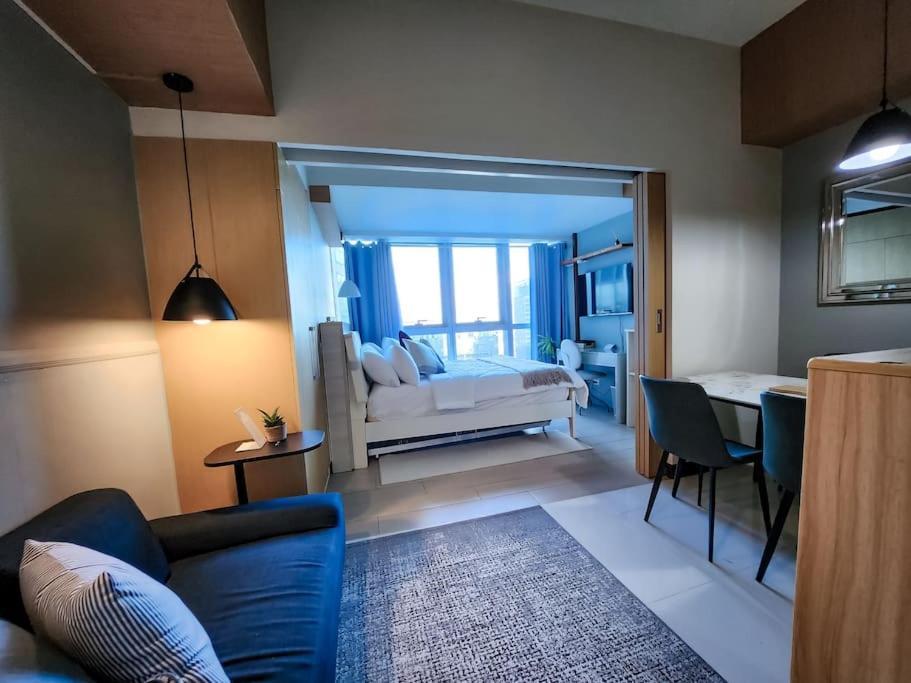 Luxestaysmnl Coastal Chic Netflx 380Mbps Pool Bgc Manila Zewnętrze zdjęcie