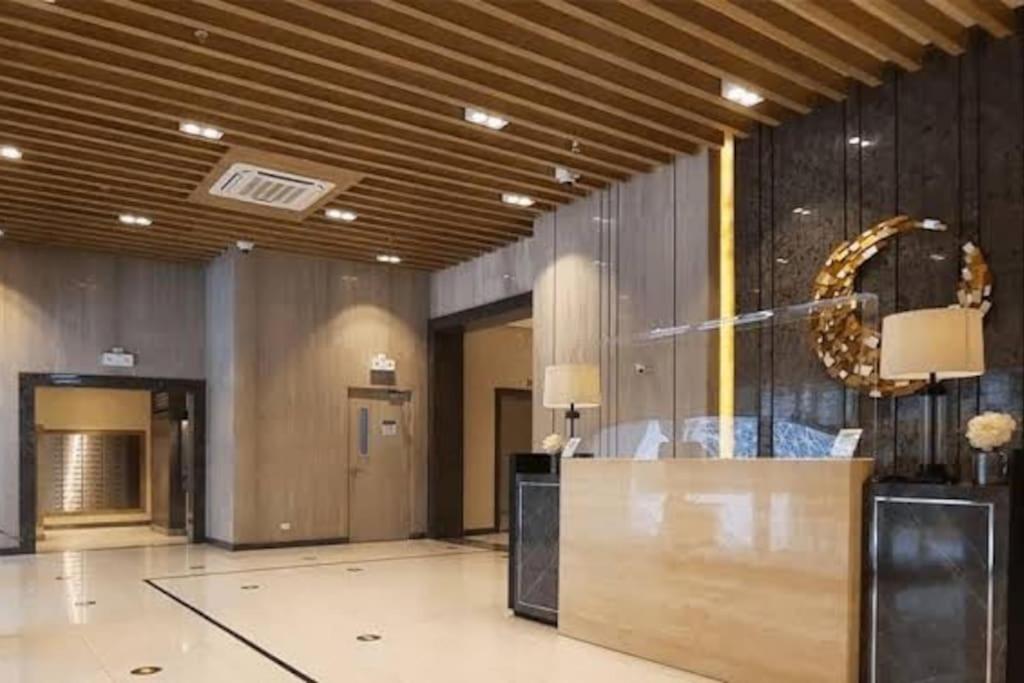 Luxestaysmnl Coastal Chic Netflx 380Mbps Pool Bgc Manila Zewnętrze zdjęcie
